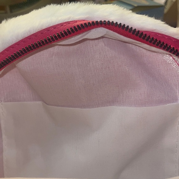 Hello kitty mini backpack - Picture 2 of 2